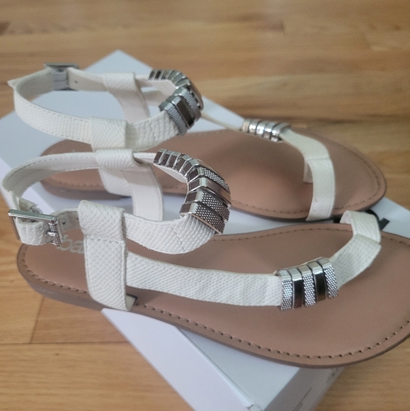 🥳HP!!NIB!! Bar III Verna Sandals - Picture 3 of 8
